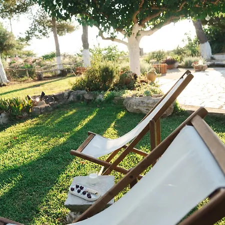 בית נופש Eftihias House סבורונטה
